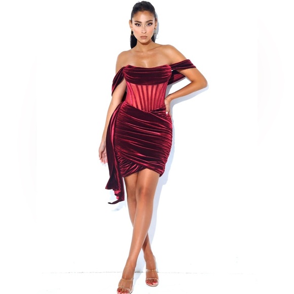 Miss Circle Irisa Burgundy Velvet Draping Off Shoulder Corset Dress Large - Picture 9 of 13